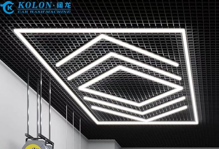 ホットセール 自動車ショールーム オートワークショップ 詳細なライトデザイン LEDワークショップ ライト 天井 LEDライト
